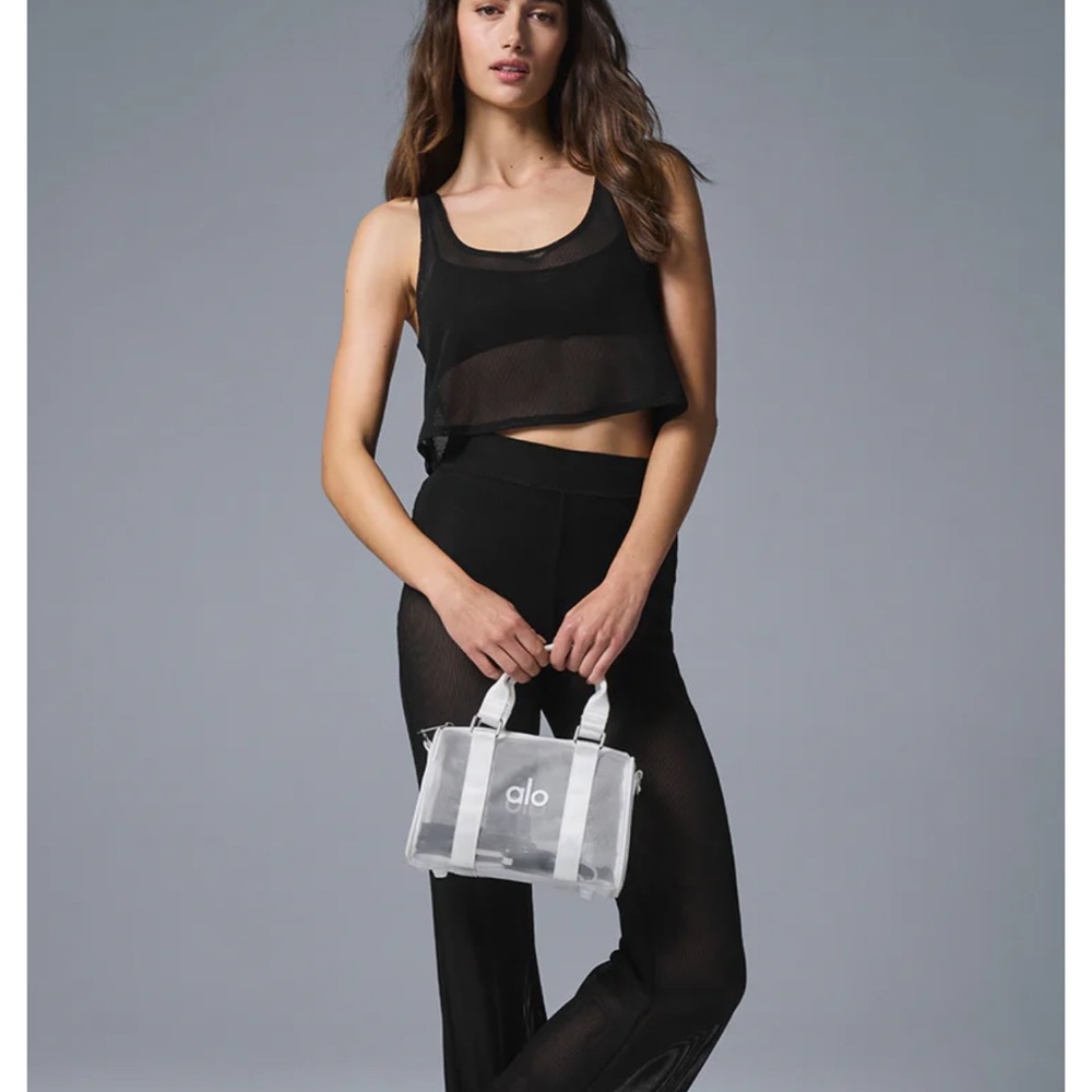 NEW 🤍🤍ALO Yoga Classic White Mini Bag - Picture 3 of 13